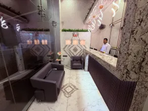 HOTEL VARISHTTA - Kopar Khairane - Quality and Comfort - Reception