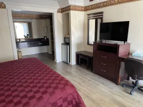 Budget Inn and Suites Corpus Christi - Room