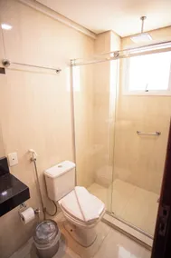 Padom Business Hotel - Bathroom