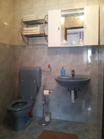 St. George B&B - Bathroom