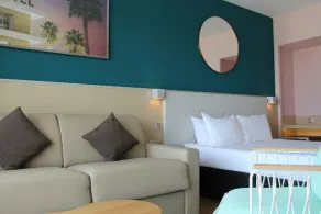 Mercure Villeneuve Loubet Plage - Zimmer