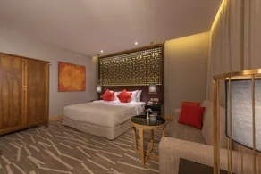Ramada Hotel & Suites by Wyndham Al Qassim - Room