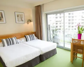 Hotel Zaragoza Plaza - Vue de la chambre