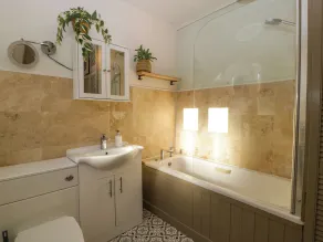 Holly Cottage - Badezimmer