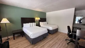 The Shelby Inn - Rum