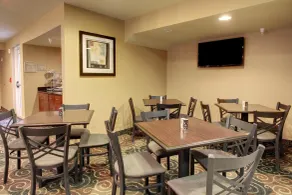 Cobblestone Hotel & Suites - Waynesboro - Restaurang