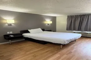 Suburban Studios Dallas Northwest Walnut Hill - Quarto