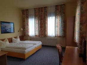 Hotel Neue Traube - Chambre