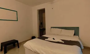 Fabhotel Seven Elite - Room