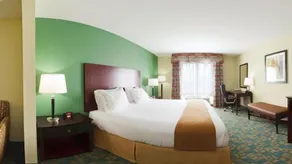 Holiday Inn Express Hotel & Suites Thornburg-S. Fredericksburg by IHG - Zimmer