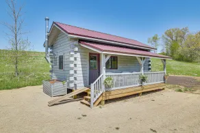 'fins & Flowers' Off-grid Cabin w/ Trout Fishing! - Interiør