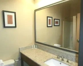 Quality Inn & Suites Bethany - Bad