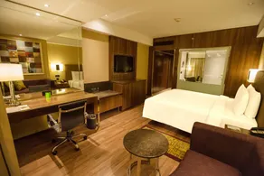 Courtyard by Marriott Chennai - Room