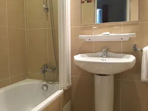 Hôtel André Gill - Badezimmer