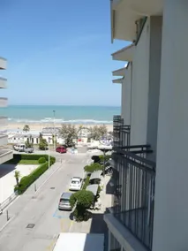 Hotel Majorca sul Mare in centro a Riccione con Area Fitness - Vue de la chambre