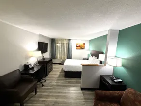 Baymont Inn & Suites by Wyndham Newton IA - Værelse