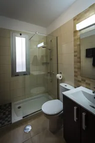 Casa con terraza y jardín | Vistas al mar | En la playa - Baño
