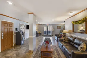 The Riverstone Inn - Interior entrance