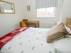 30 Poplar Close - Rom