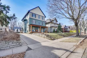 Pet-friendly Saint Paul Vacation Rental w/ Deck! - Innvendig