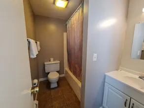Flagship Motorcourt - Bathroom