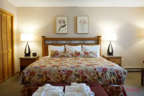 Ramada by Wyndham Kelowna Hotel & Conference Center - Chambre