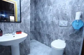 The Trip istanbul Hotel - Bathroom