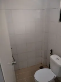 Wisma Anton Soedjarwo - Salle de bain