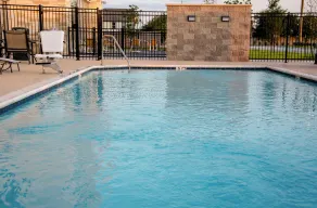 Holiday Inn Express & Suites Taylor by IHG - Pool
