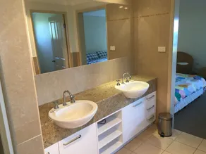 OceanScape Luxury Beachfront Villas - Baño