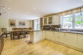 Hillberry - Interior