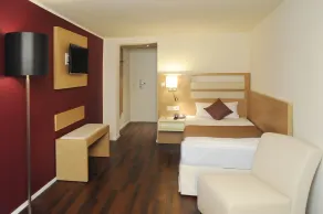 Hotel Goldener Knopf - Chambre
