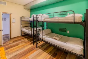 Pintler's Portal Hostel - Habitación