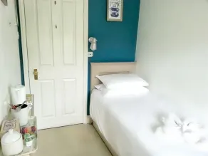 Rosemead Guest House - Habitación