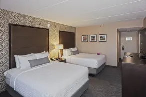 Crowne Plaza Suites MSP Airport - Mall of America by IHG - Room