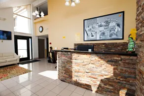 Super 8 by Wyndham Wichita Airport West Kellogg - Réception