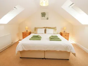 Summer Farm Cottage - Room