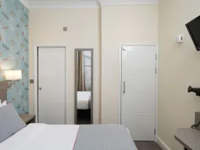 Bakers Hotel - Chambre
