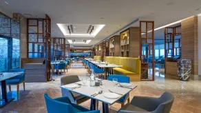 Holiday Inn Gurugram Sector 90 by IHG - Restaurant
