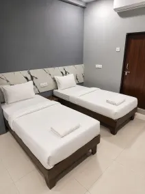 Hotel Shivaaye Inn - Quarto