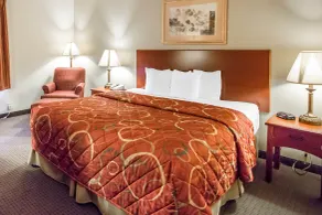 Quality Inn Parsons North - Room