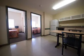 Appartement convivial et familial avec barbecue et piscine - Chambre