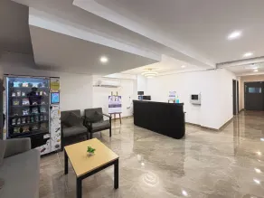 Housr Sector 49 Gurgaon Near Spaze IT - Rezeption