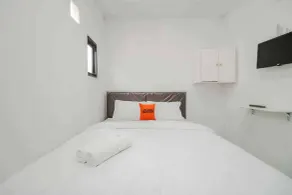 KoolKost Syariah near Bintaro Jaya Xchange - Værelse