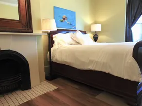 The Elizabeth Manor Guesthouse - Chambre