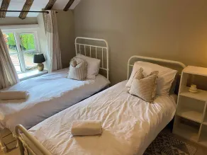 Stone Cottage Norfolk , Lovely Family Cottage - Room