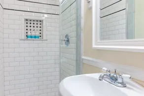 Bedford Inn - Badezimmer