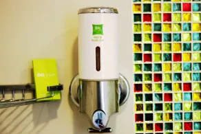 Ibis Styles Makassar Sam Ratulangi - Badezimmer
