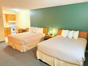 Timbers INN and Suites - Chambre