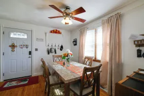 Large Private Yard: Home 14 Mi to Niagara Falls! - Innvendig